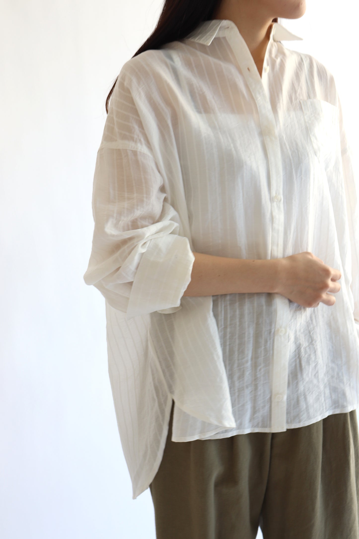 【ACUTA】【再入荷】シアーストライプマルチWAYシャツ