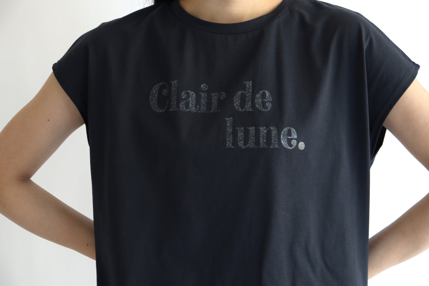 【ACUTA】グリッタープリントTシャツ