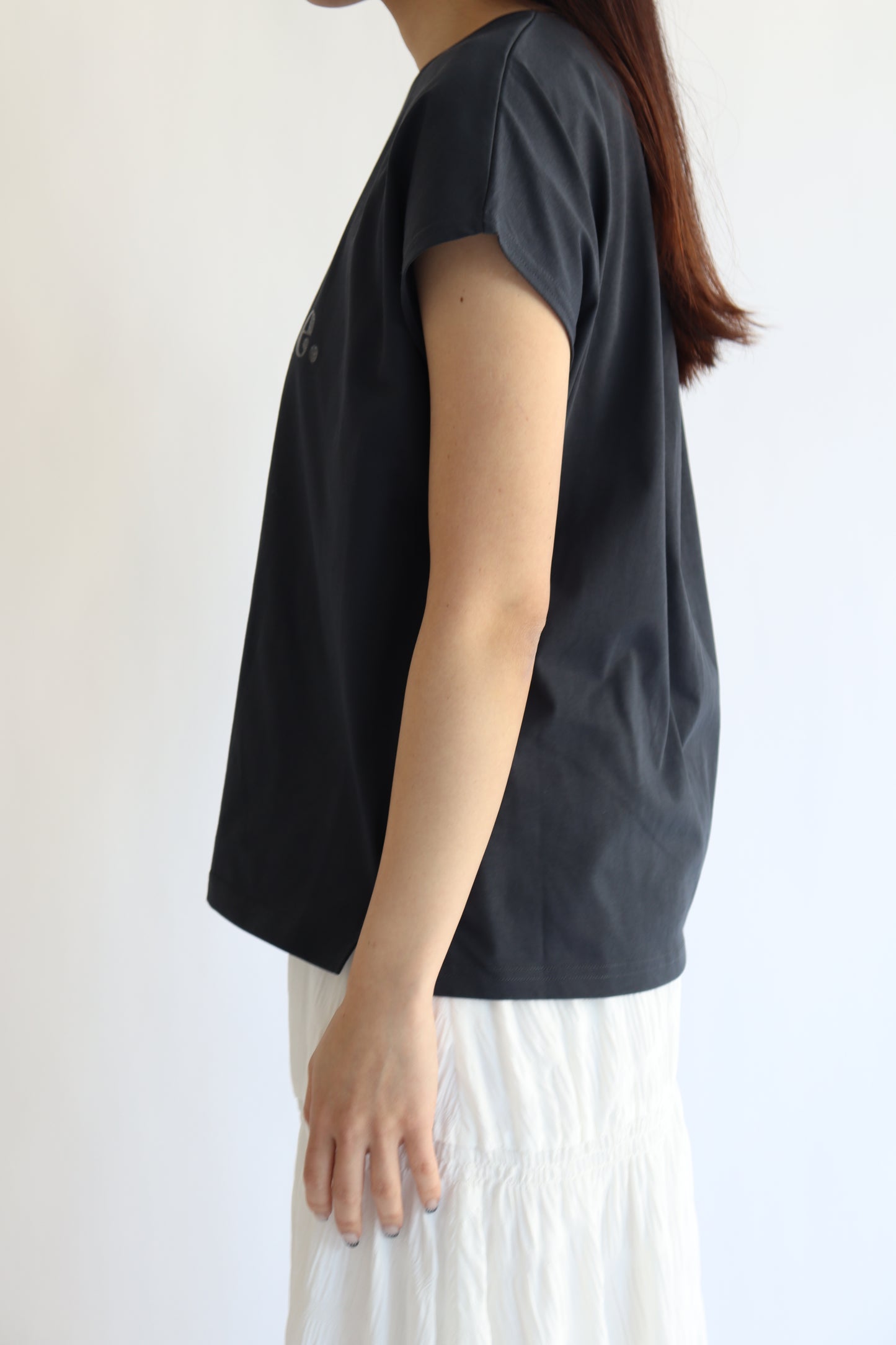 【ACUTA】グリッタープリントTシャツ