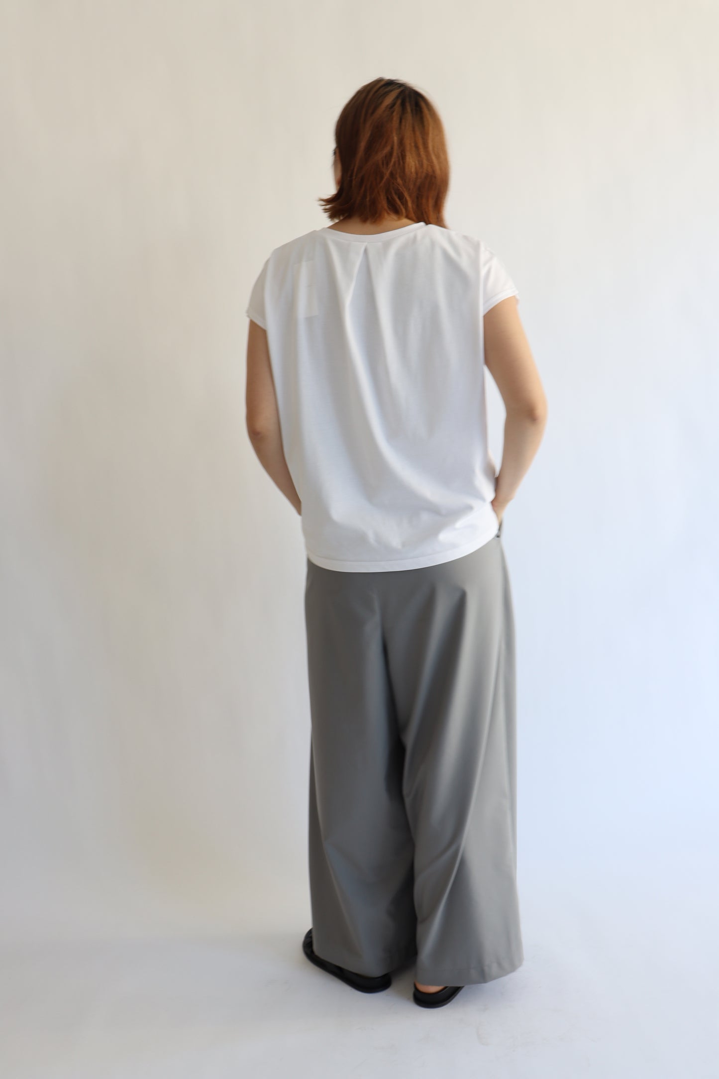 【ACUTA】グリッタープリントTシャツ