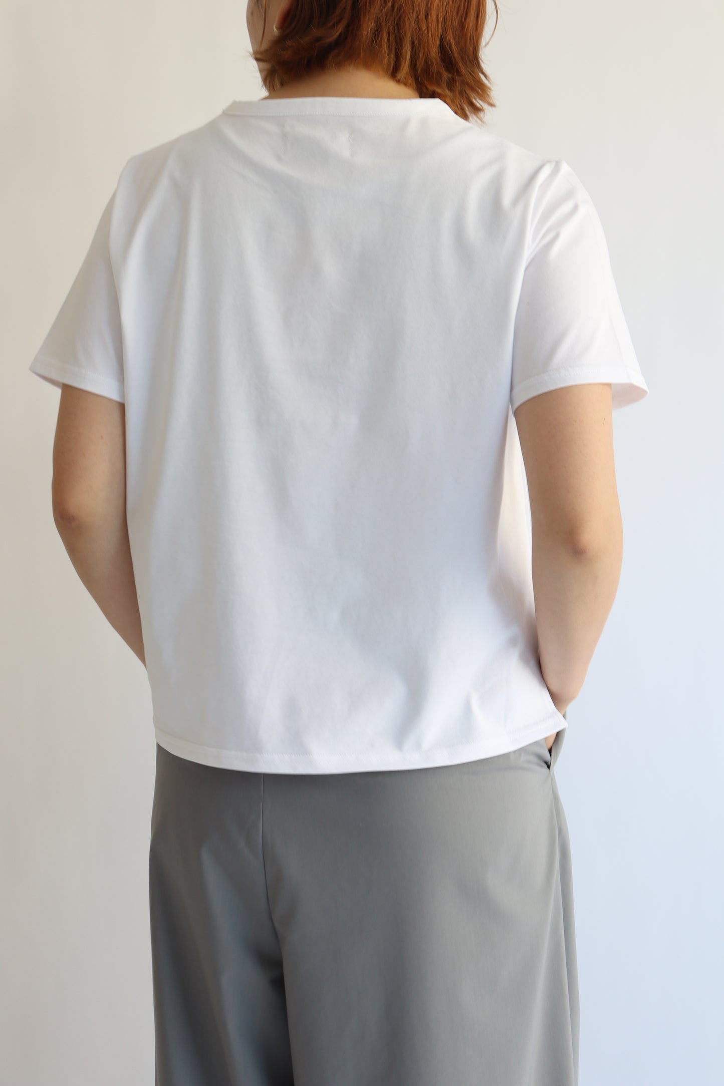 【ACUTA】 かすれロゴTシャツ