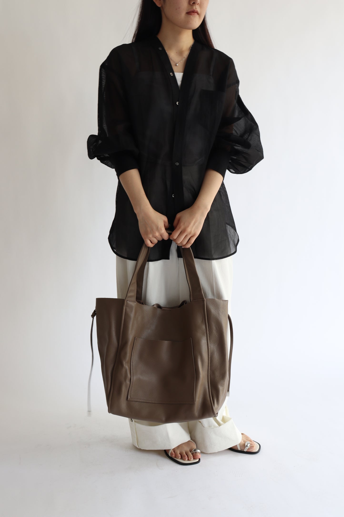 【MILLELA  FIRENZE】 ビッグレザートートバッグ