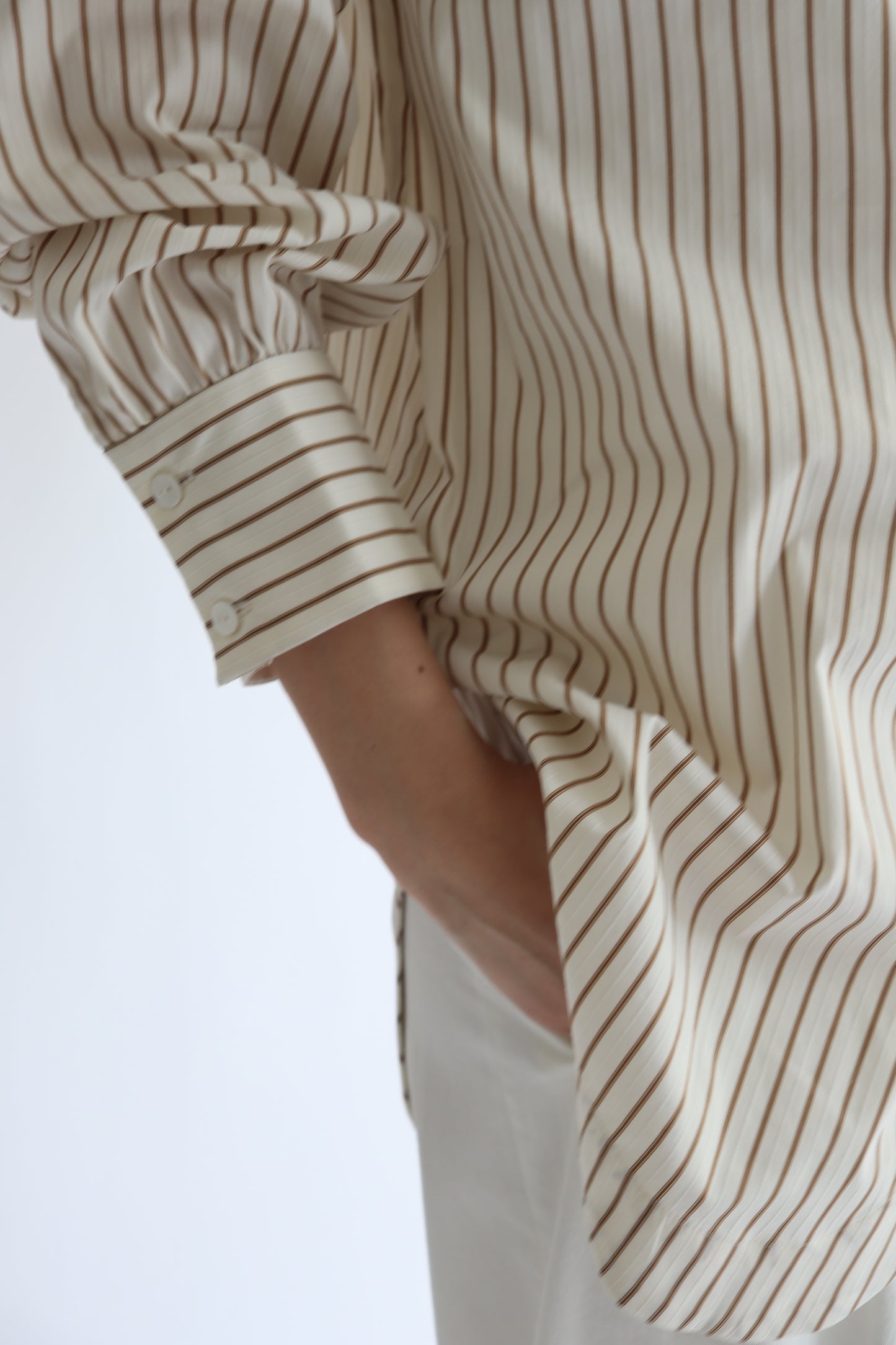 【ACUTA】 ストライプクレリックシャツ