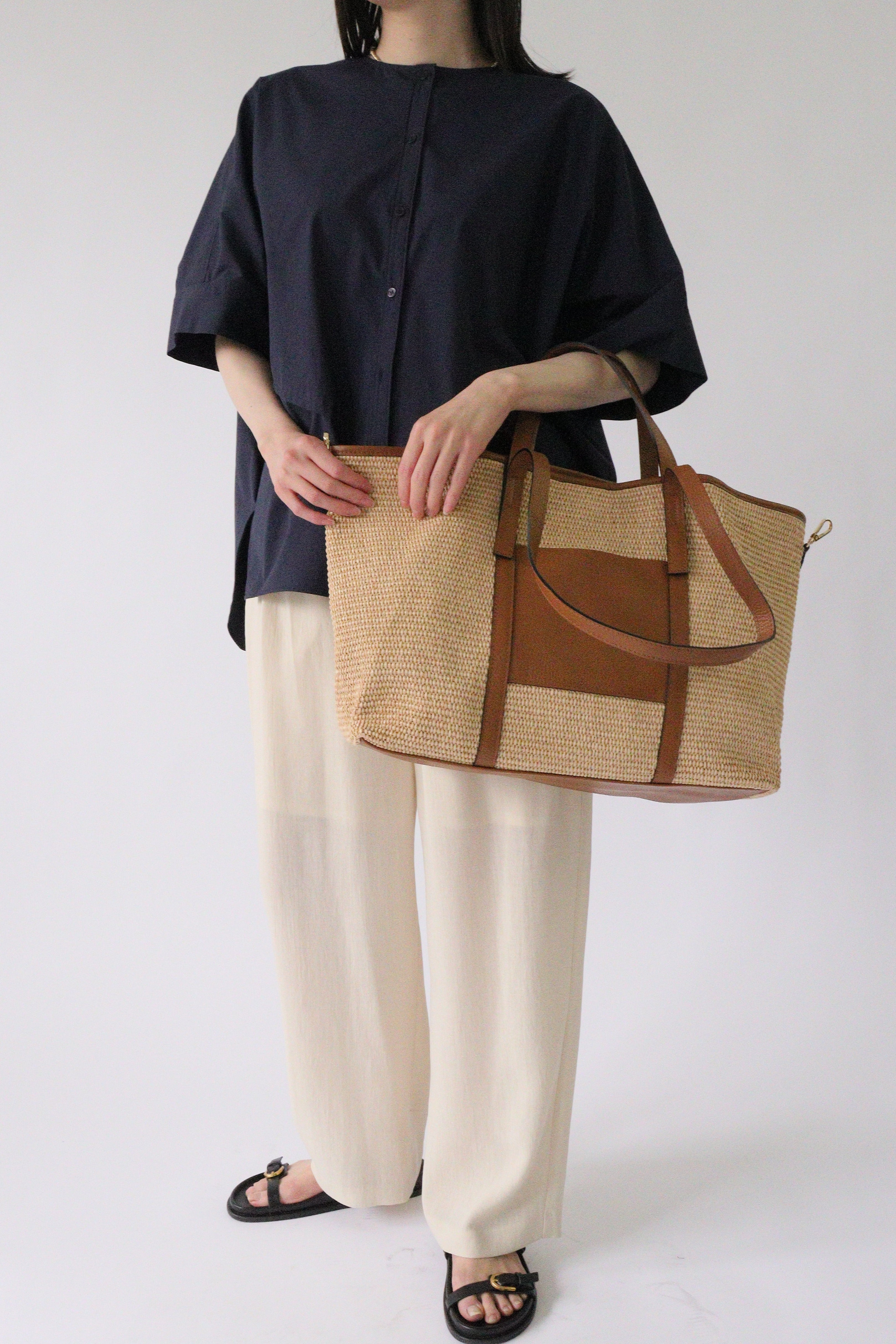 ACUTA アクータ】【ACUTA】ドルマンノーカラーシャツ30代