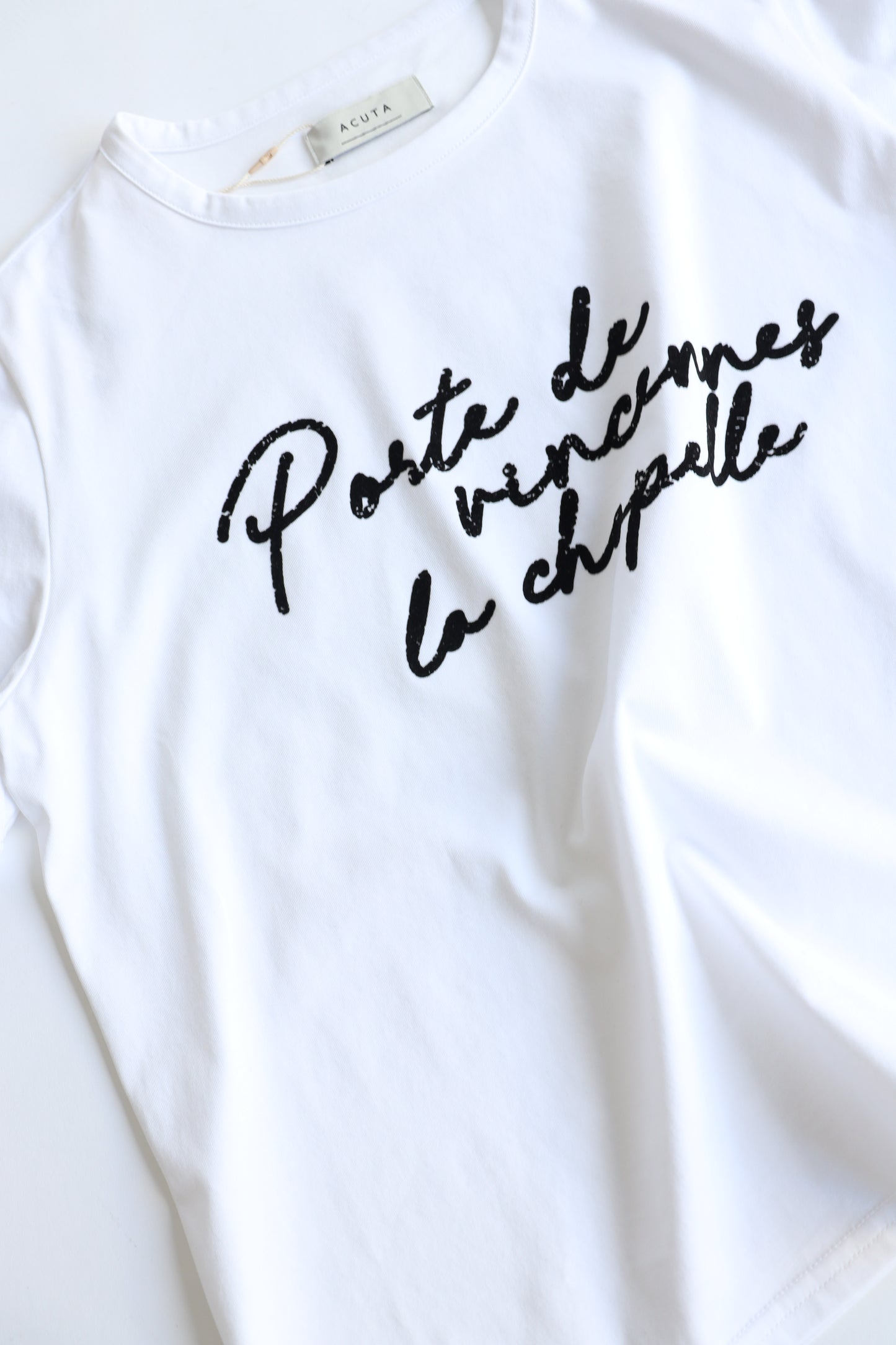 【ACUTA】 かすれロゴTシャツ