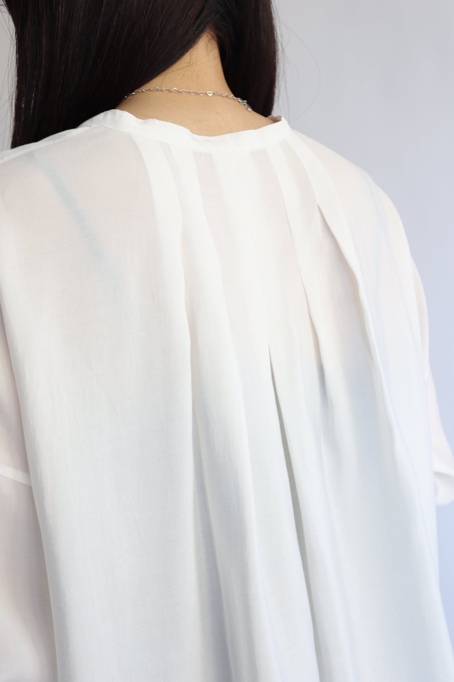 【ACUTA】タイ付きブザムシャツ