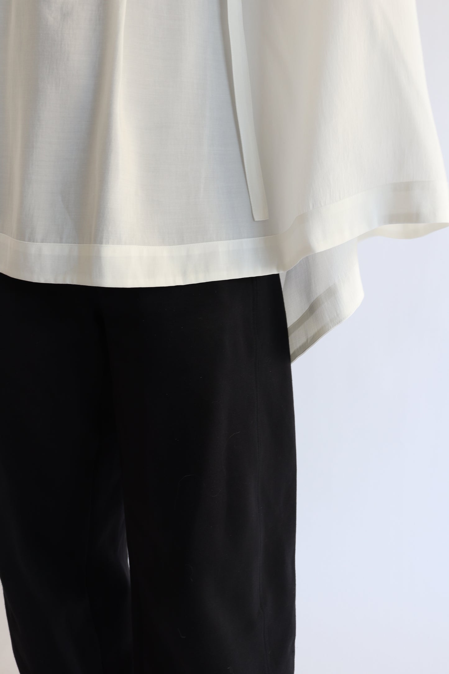 【ACUTA】タイ付きブザムシャツ