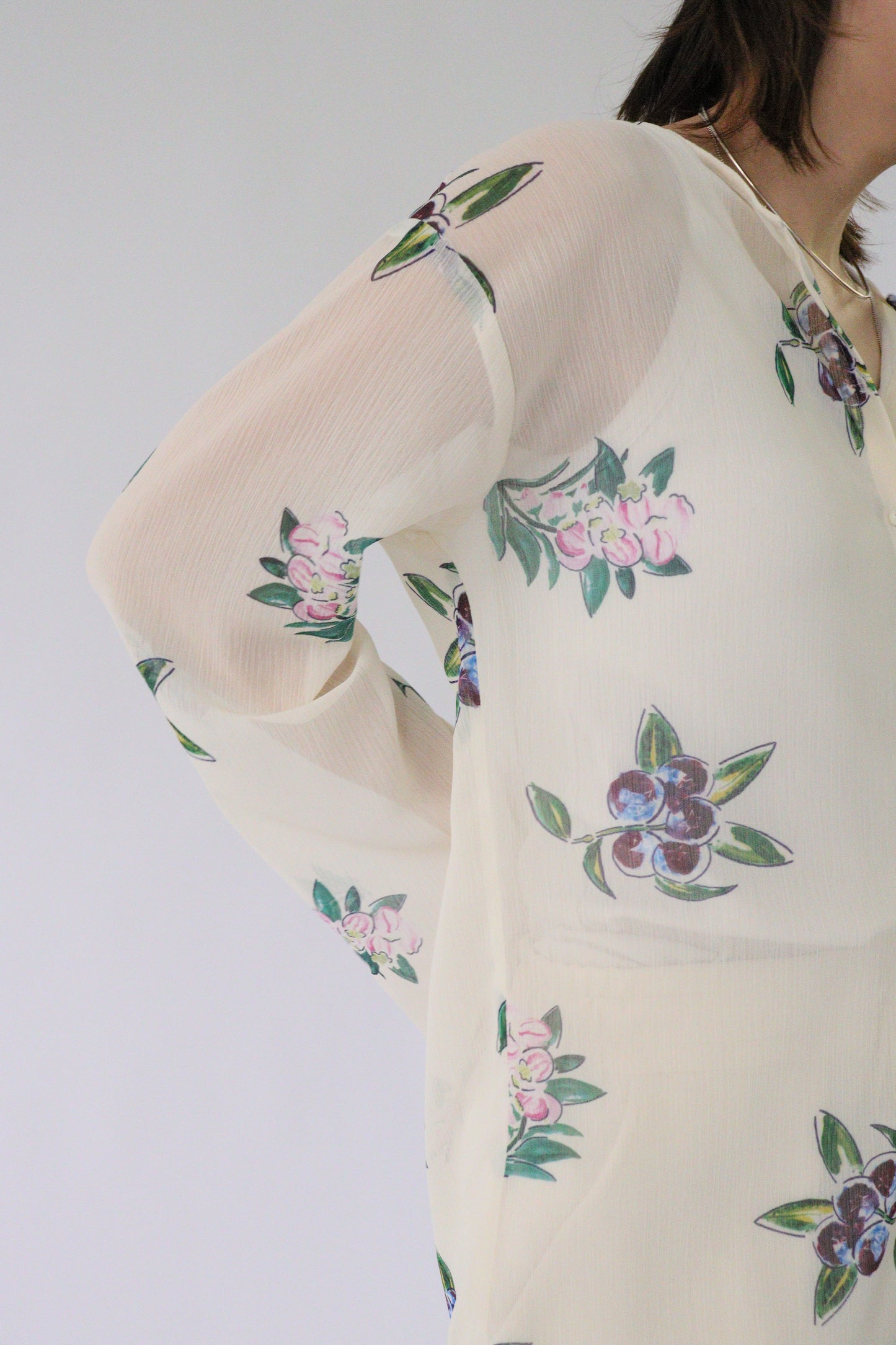 【Kazumi Doi ×ACUTA】Botanicalプリントカラーレスブラウス