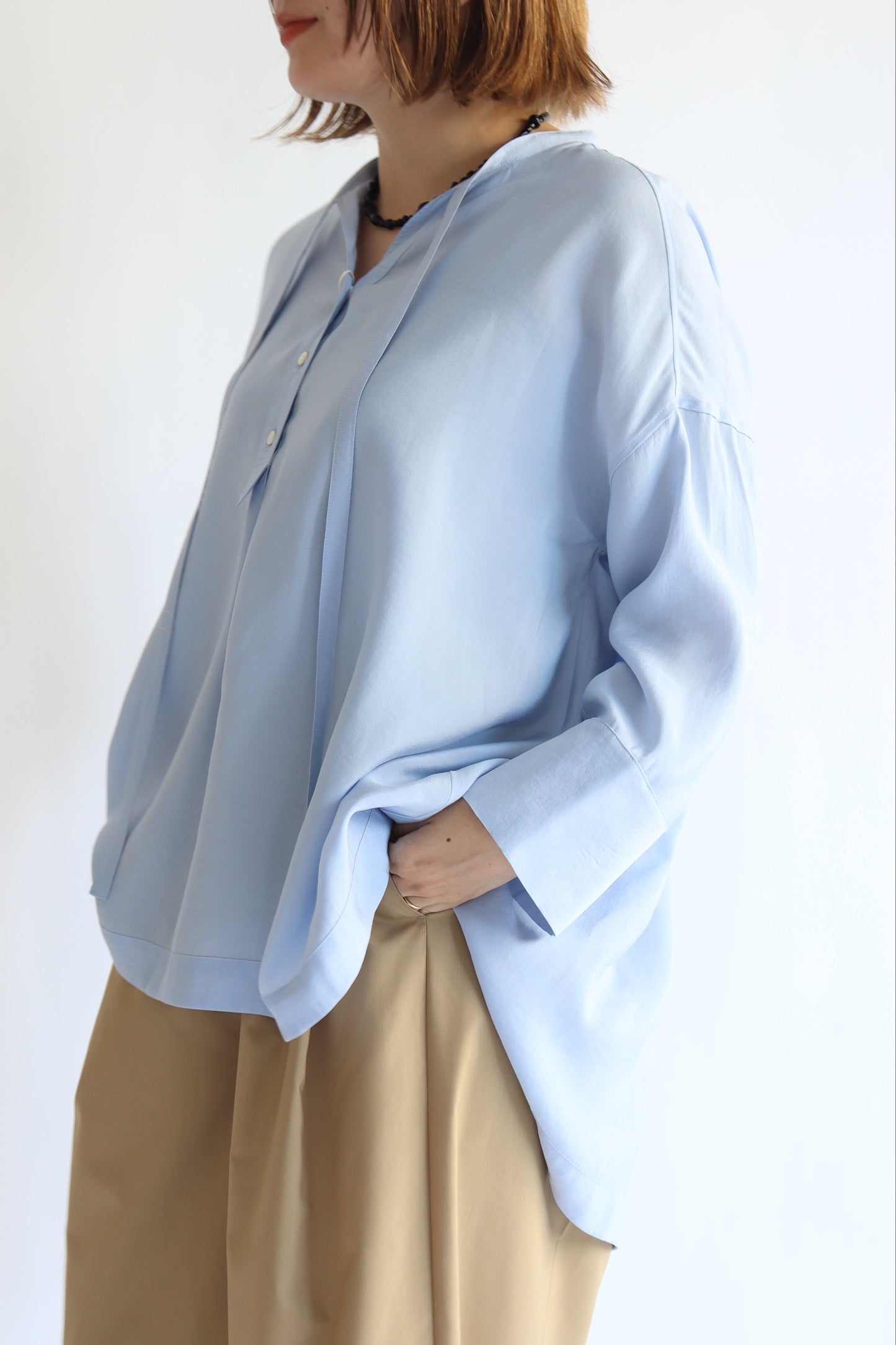 【ACUTA】タイ付きブザムシャツ