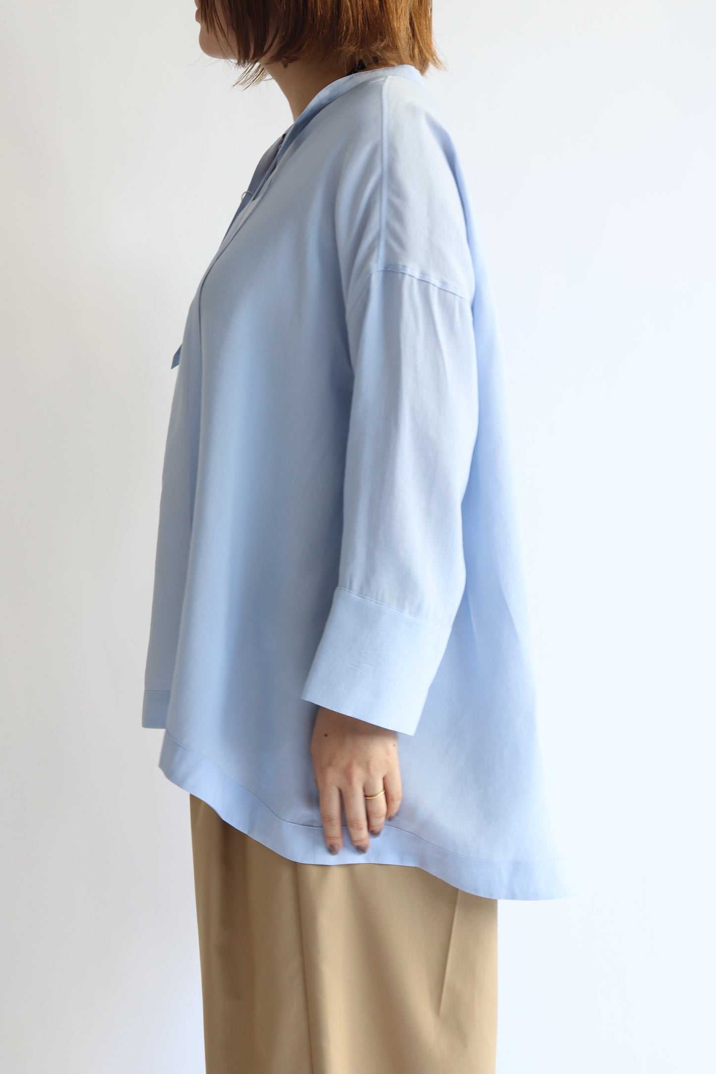 【ACUTA】タイ付きブザムシャツ