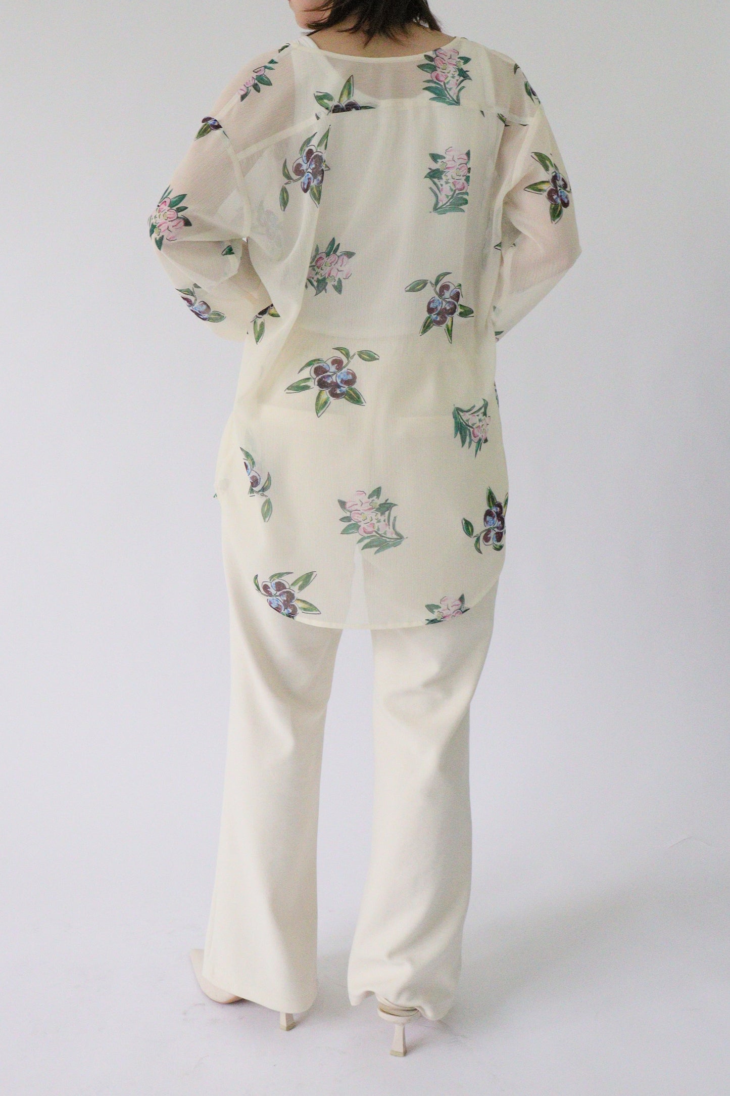 【Kazumi Doi ×ACUTA】Botanicalプリントカラーレスブラウス