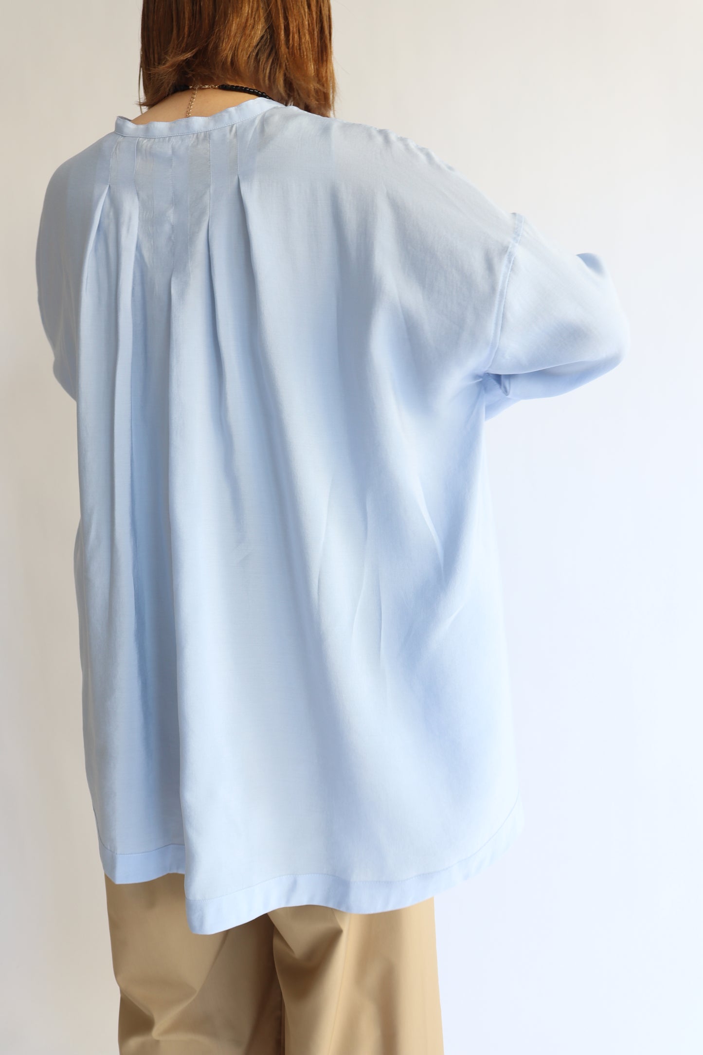 【ACUTA】タイ付きブザムシャツ