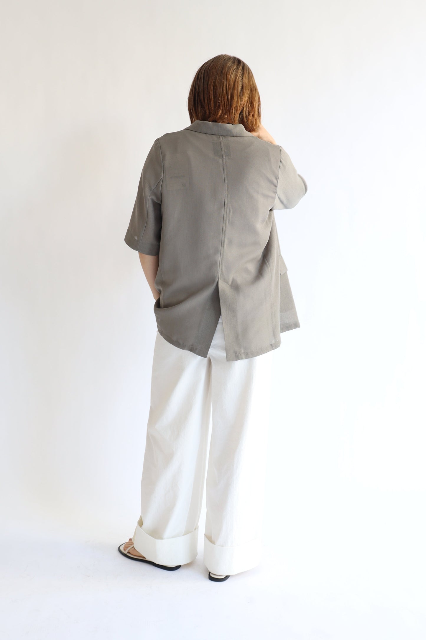 【ACUTA】 【PRE ORDER】シアーメッシュハーフスリーブジャケット