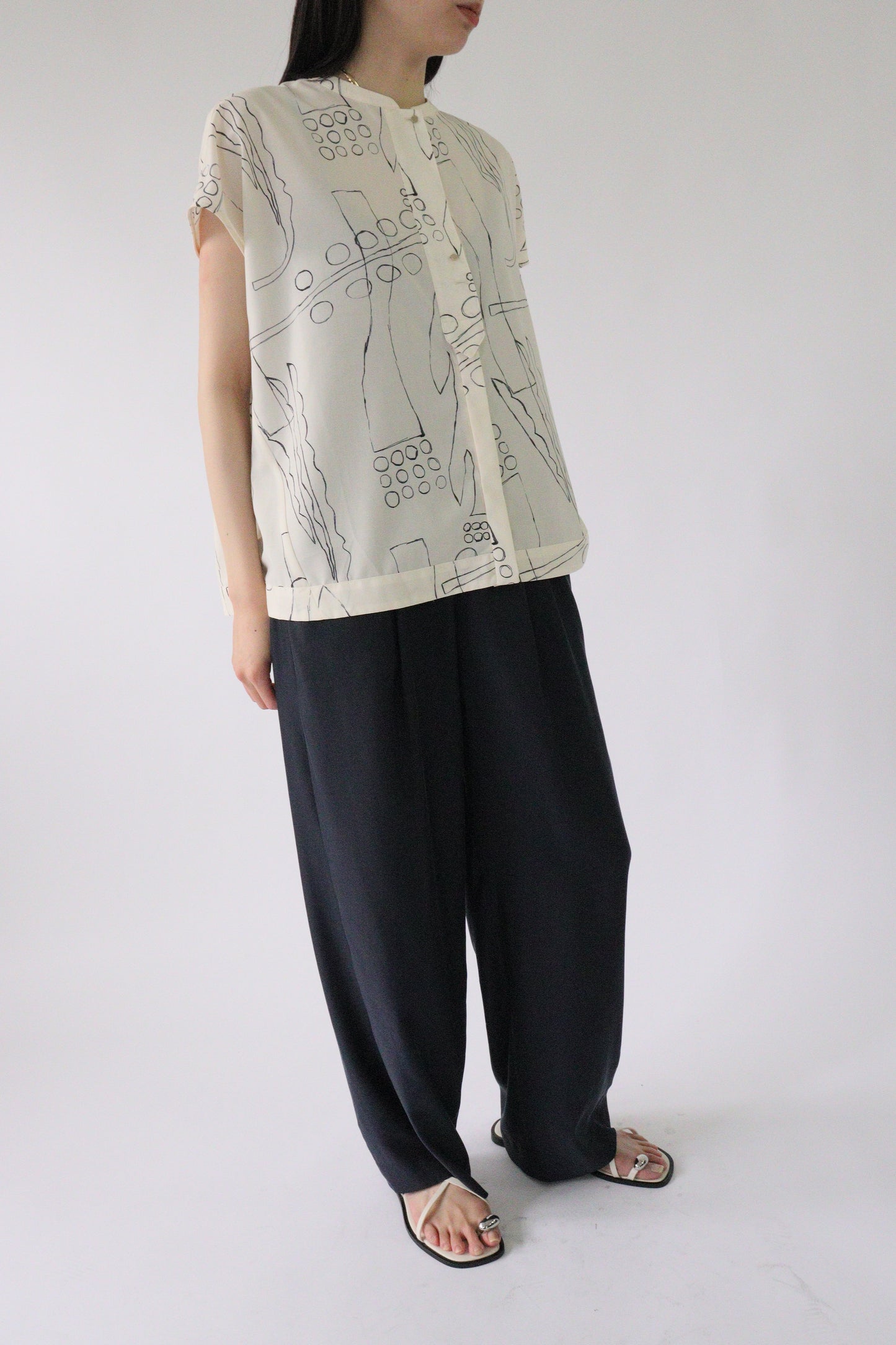 【Kazumi Doi ×ACUTA】Drawing artプリントブラウス