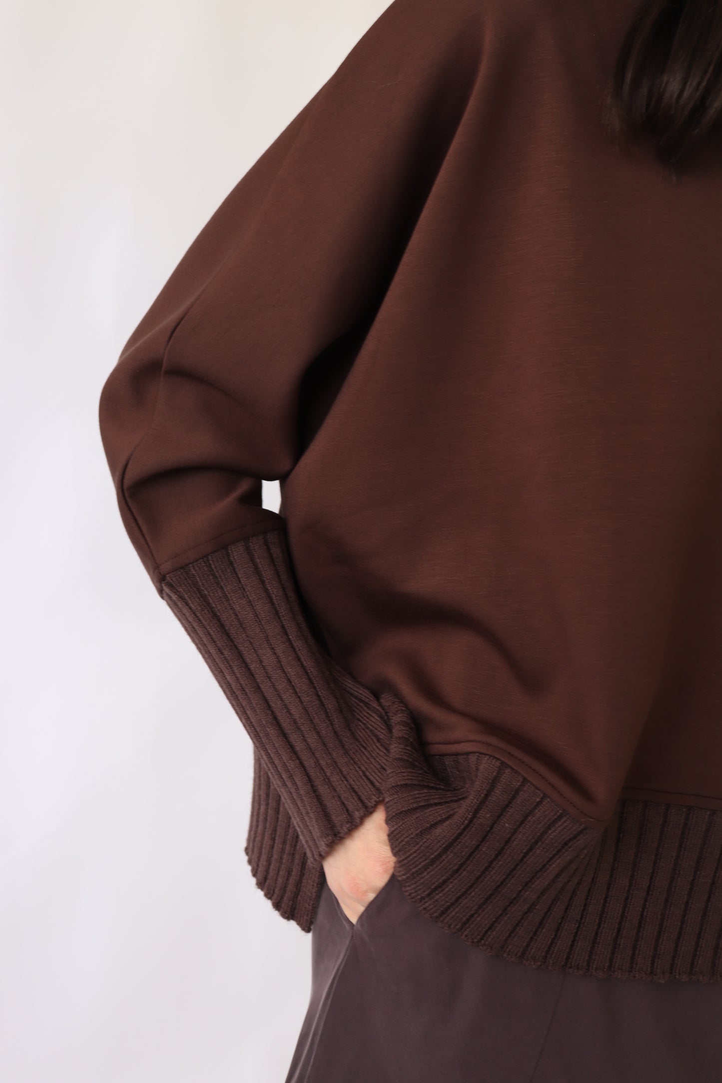 【ACUTA】ニットコンビハイネックトップス