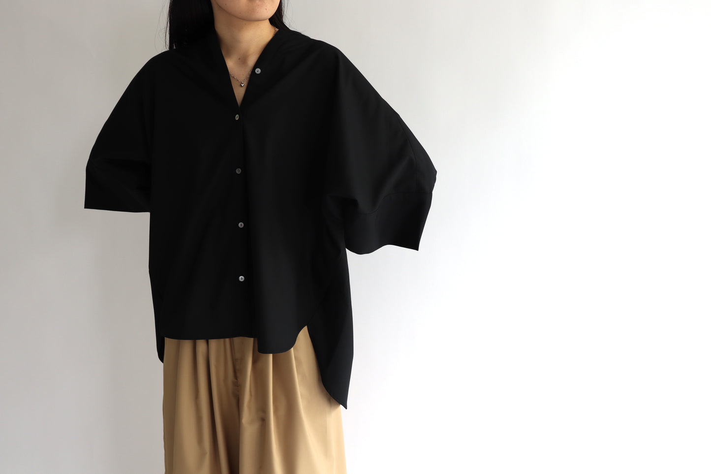 【ACUTA】 ノッチカラードルマンシャツ