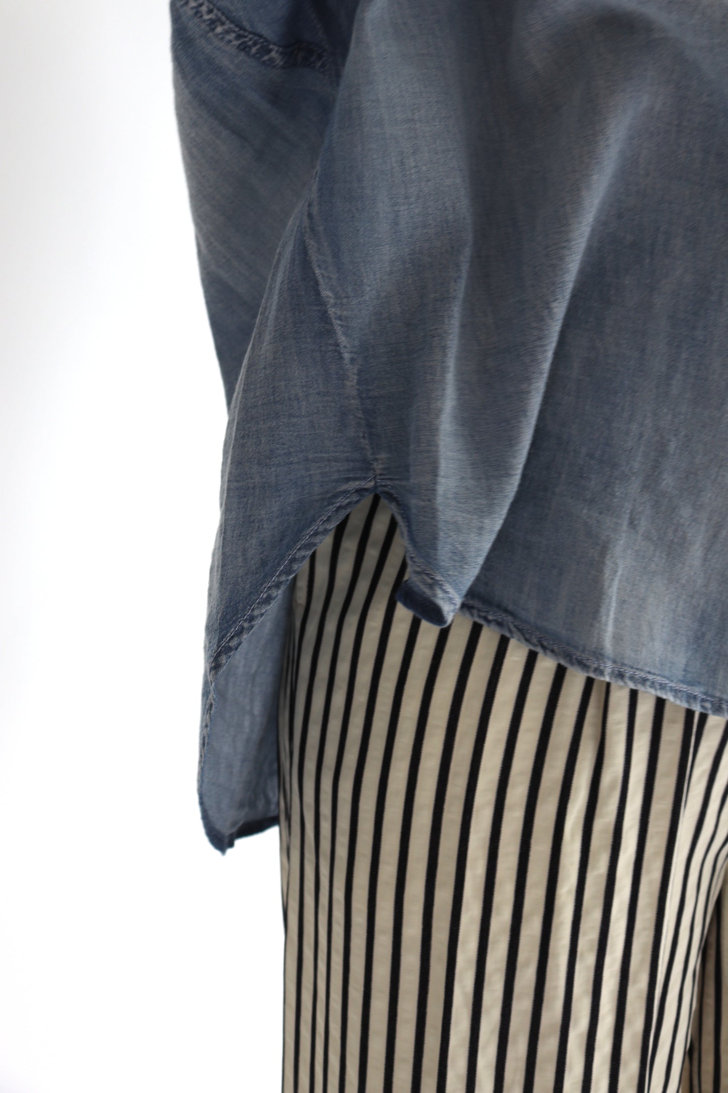 【ACUTA】 シアーデニムビッグカフスシャツ