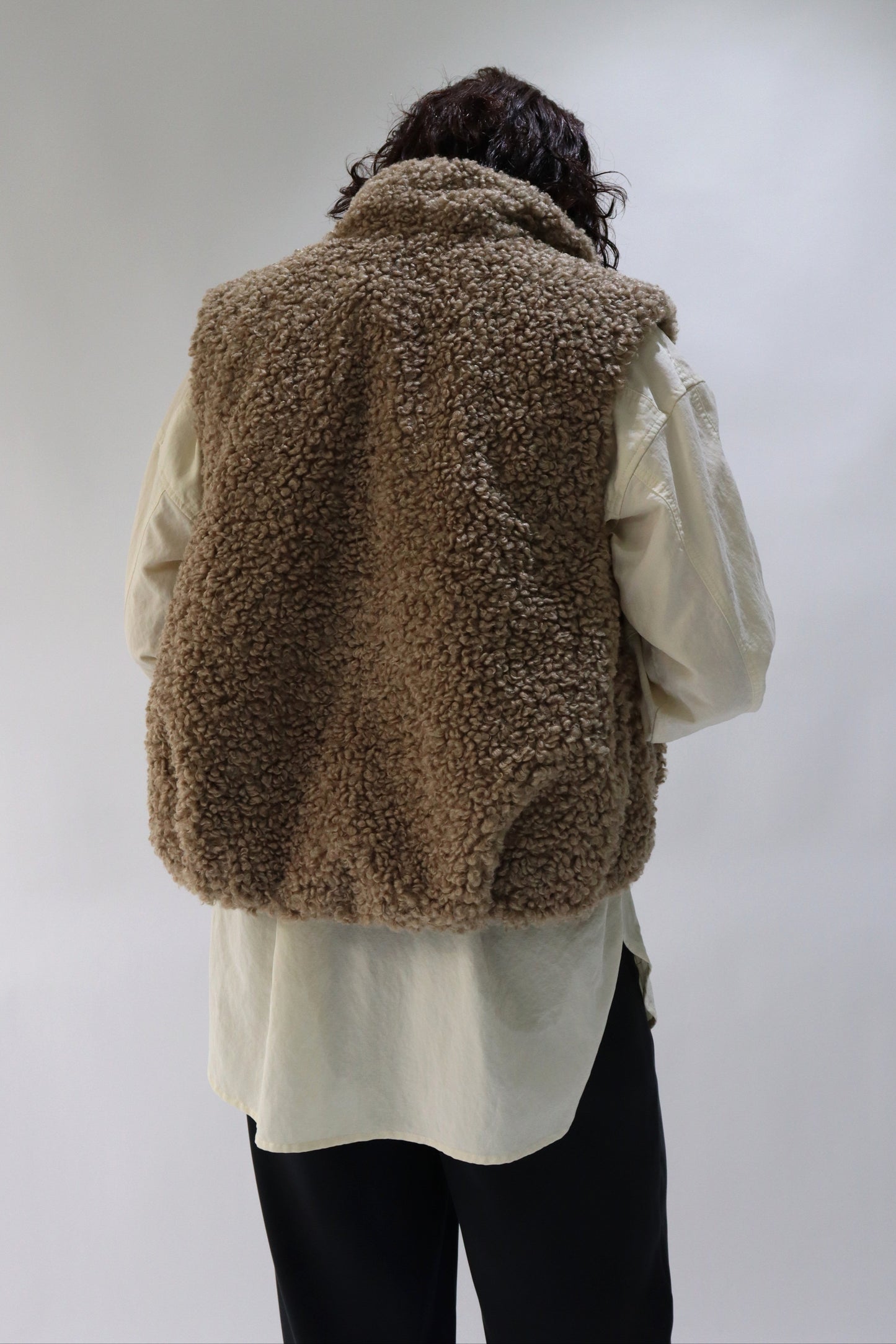 【ACUTA】【PRE ORDER】フォルムボアベスト
