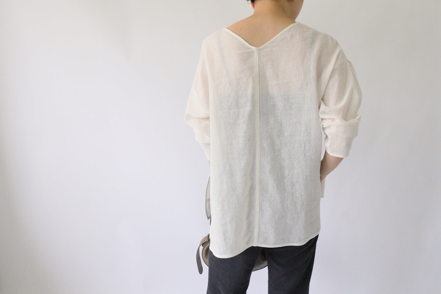 【ACUTA】メッシュリネンルーズトップス