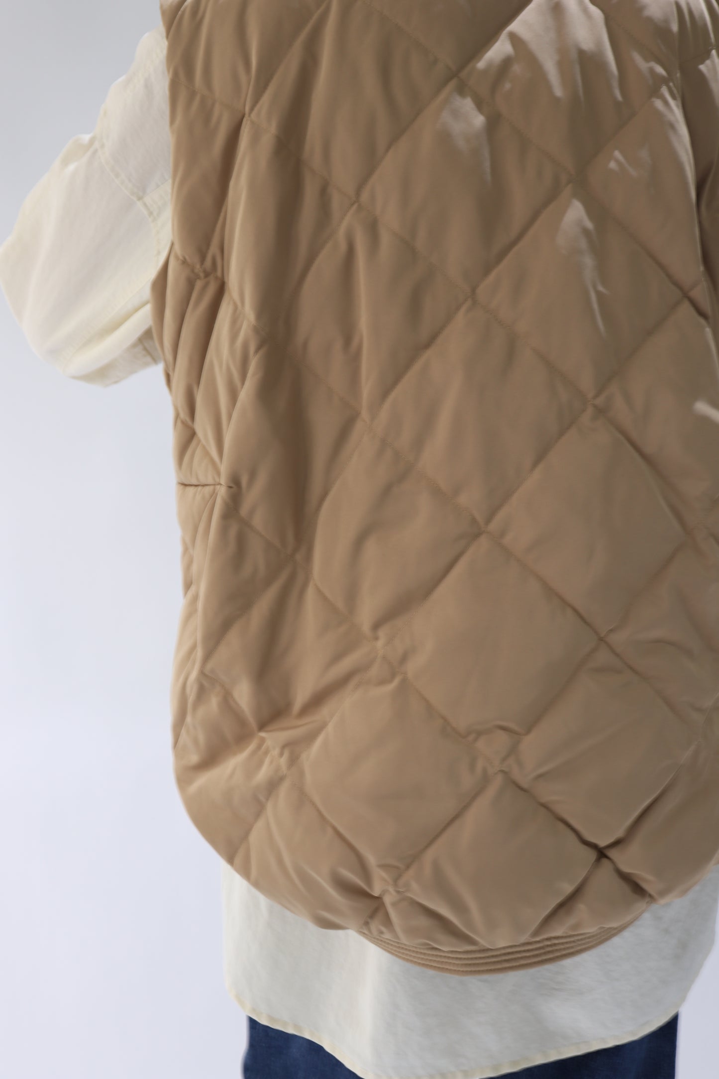 【ACUTA】【PRE ORDER】ダイヤステッチダウンベスト