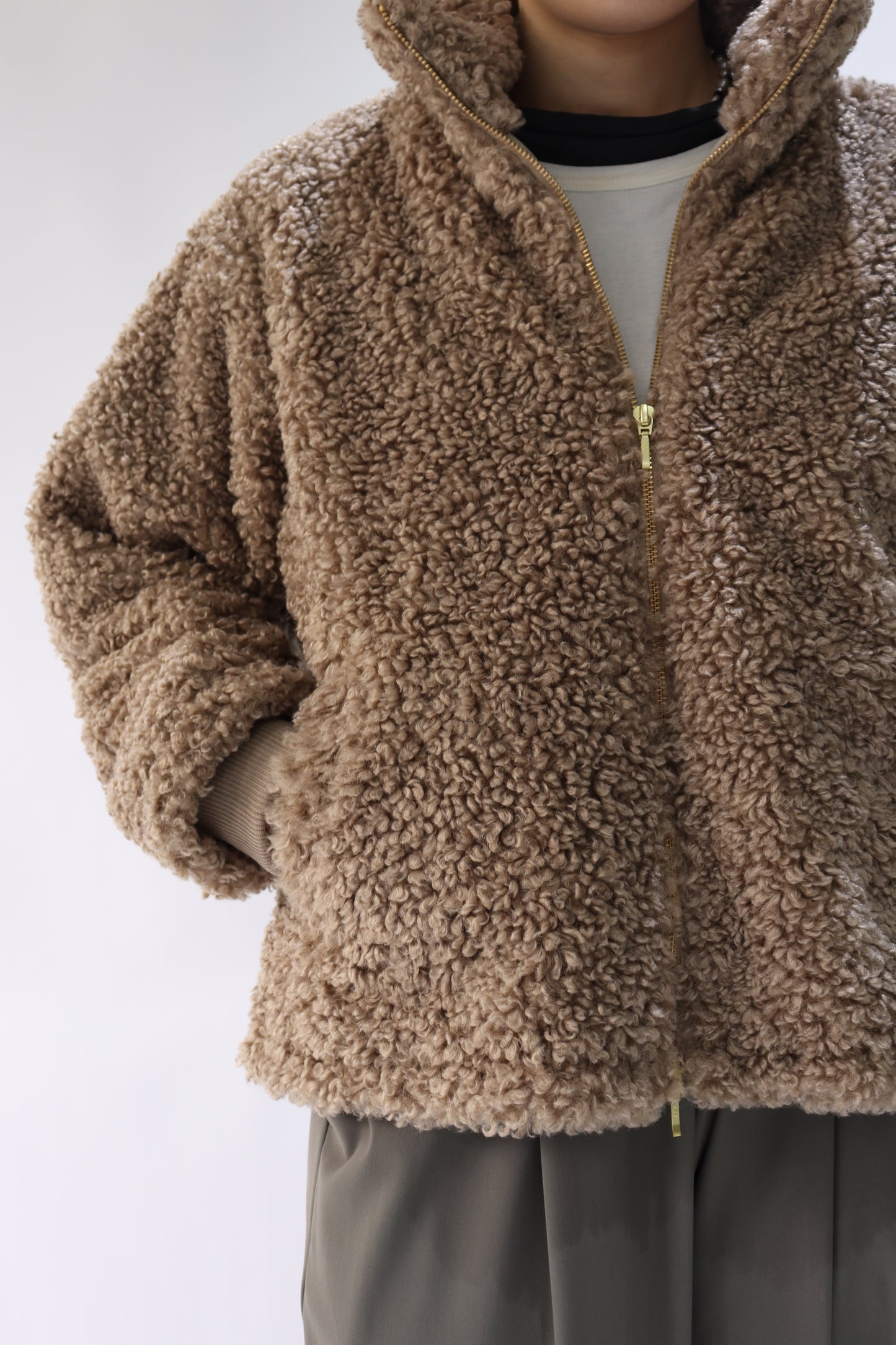 【ACUTA】【PRE ORDER】 スタンドカラーボアブルゾン