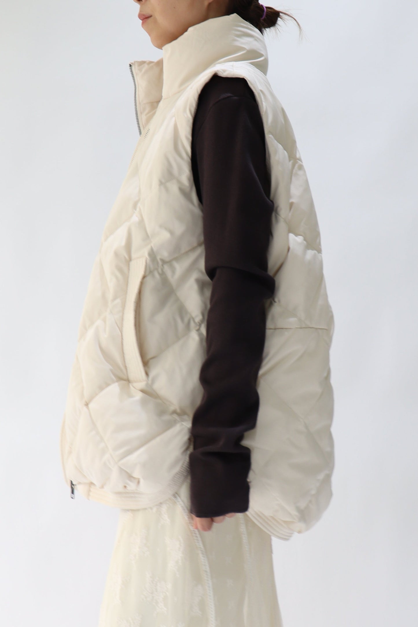【ACUTA】【PRE ORDER】ダイヤステッチダウンベスト
