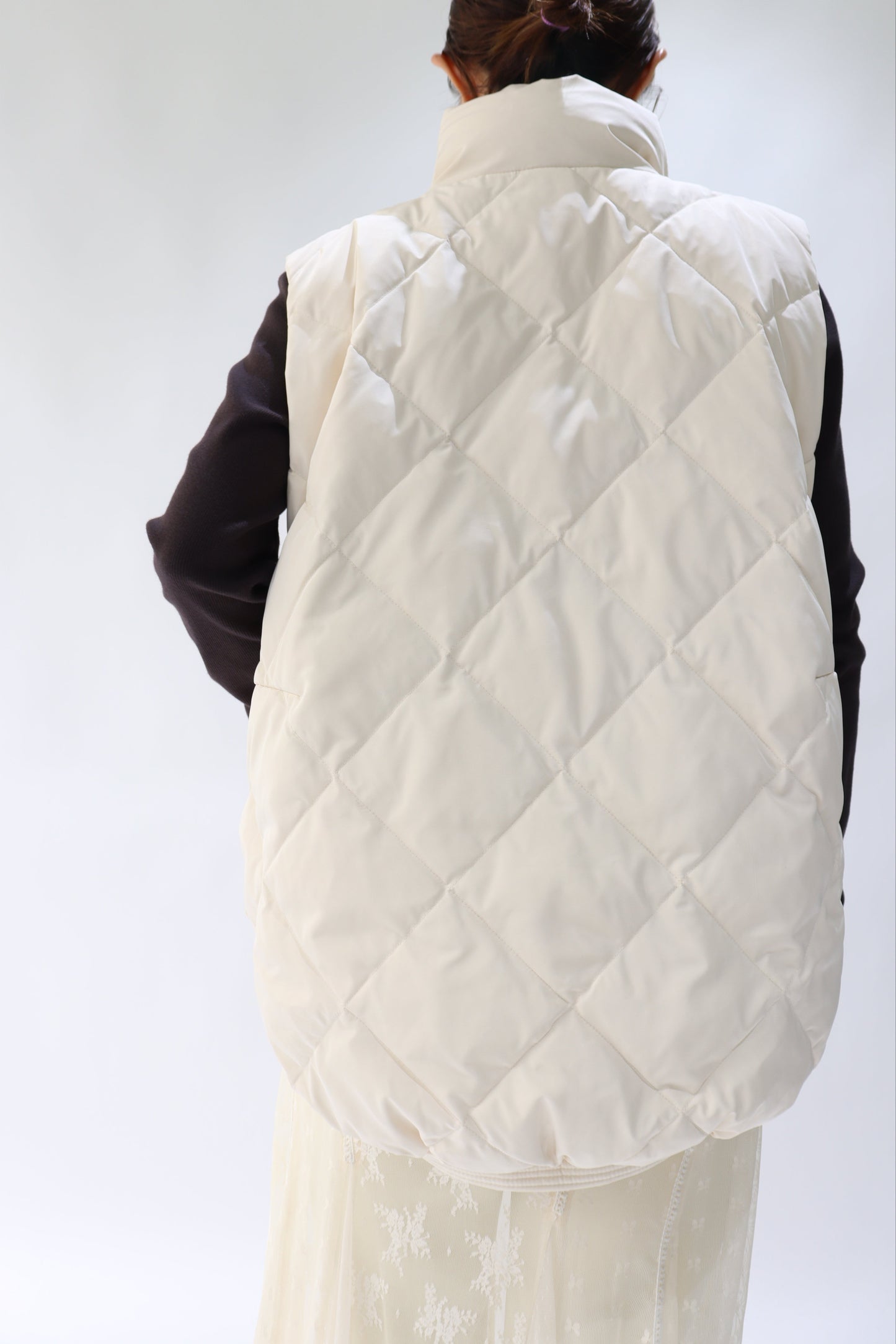 【ACUTA】【PRE ORDER】ダイヤステッチダウンベスト