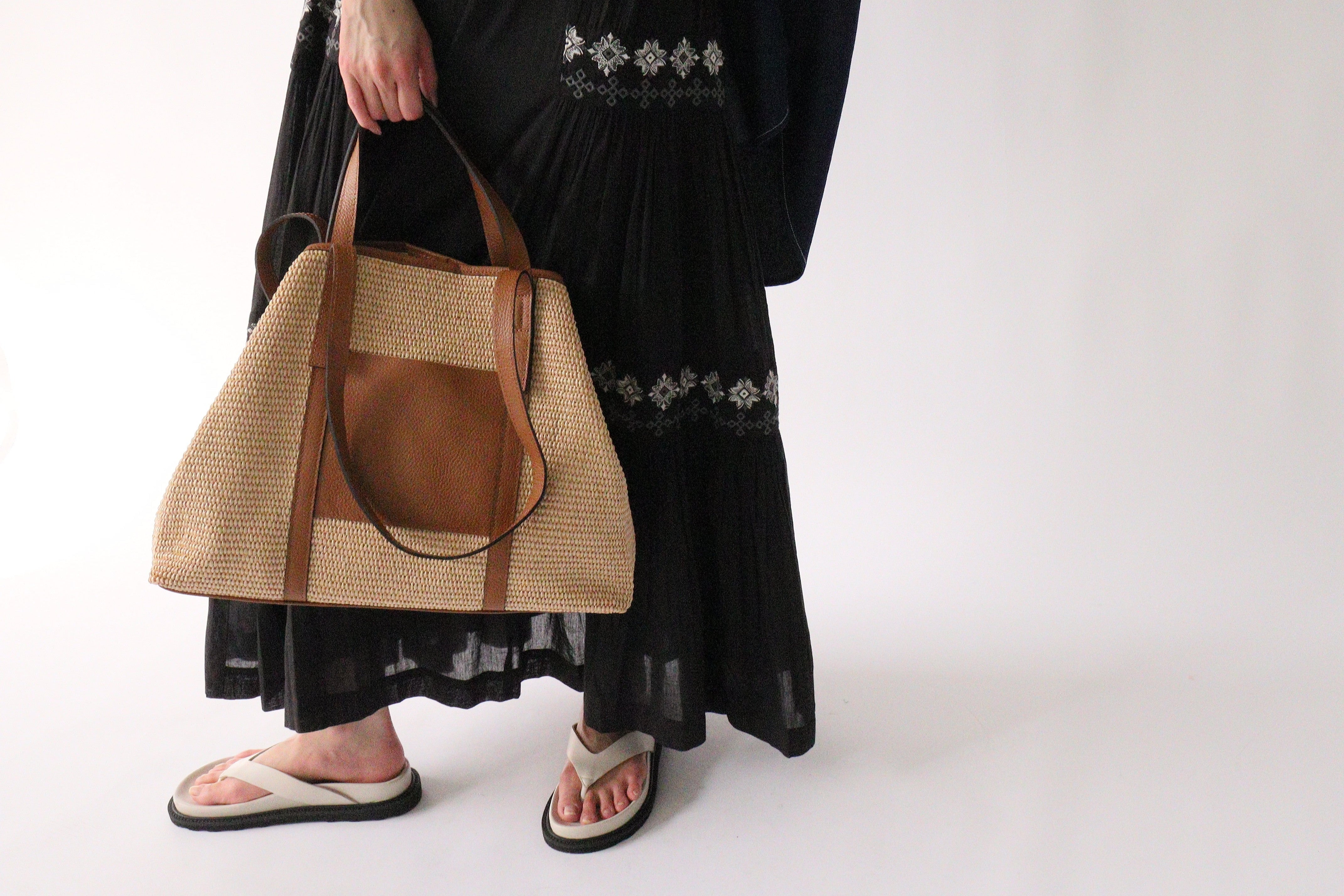 IMPORT】レザーバッグ バッグ ブランド 20代 30代 40代 50代 お手頃