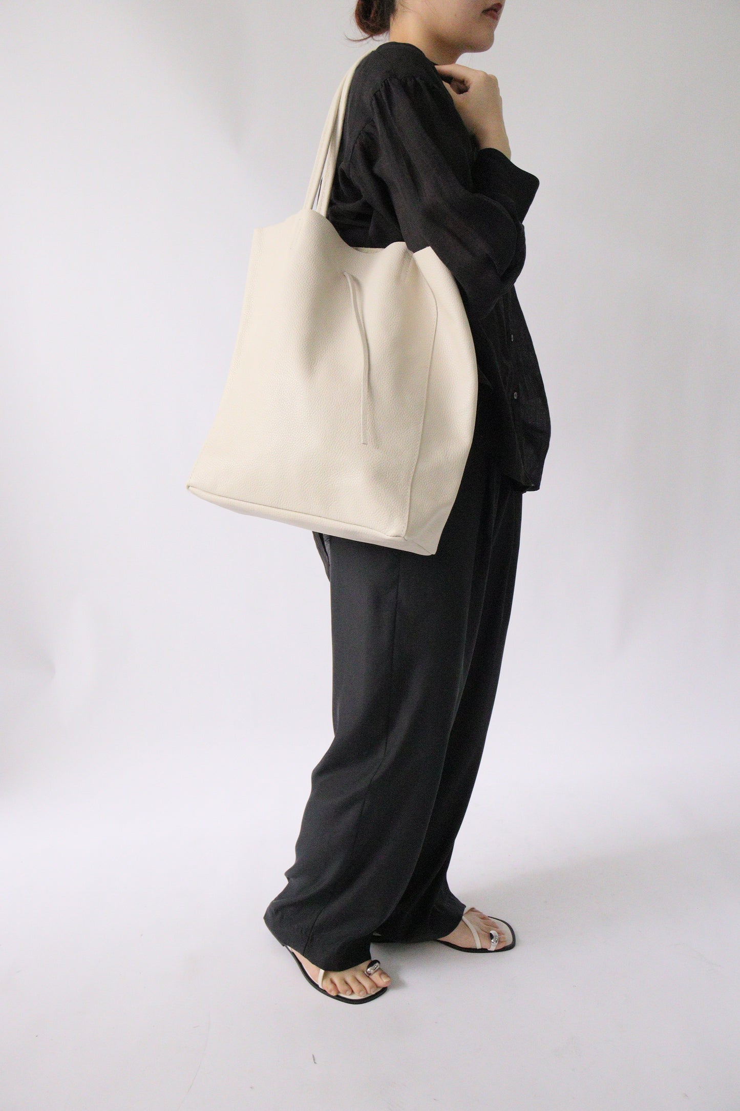 【MILLELA  FIRENZE】【再入荷】レザートートバッグ