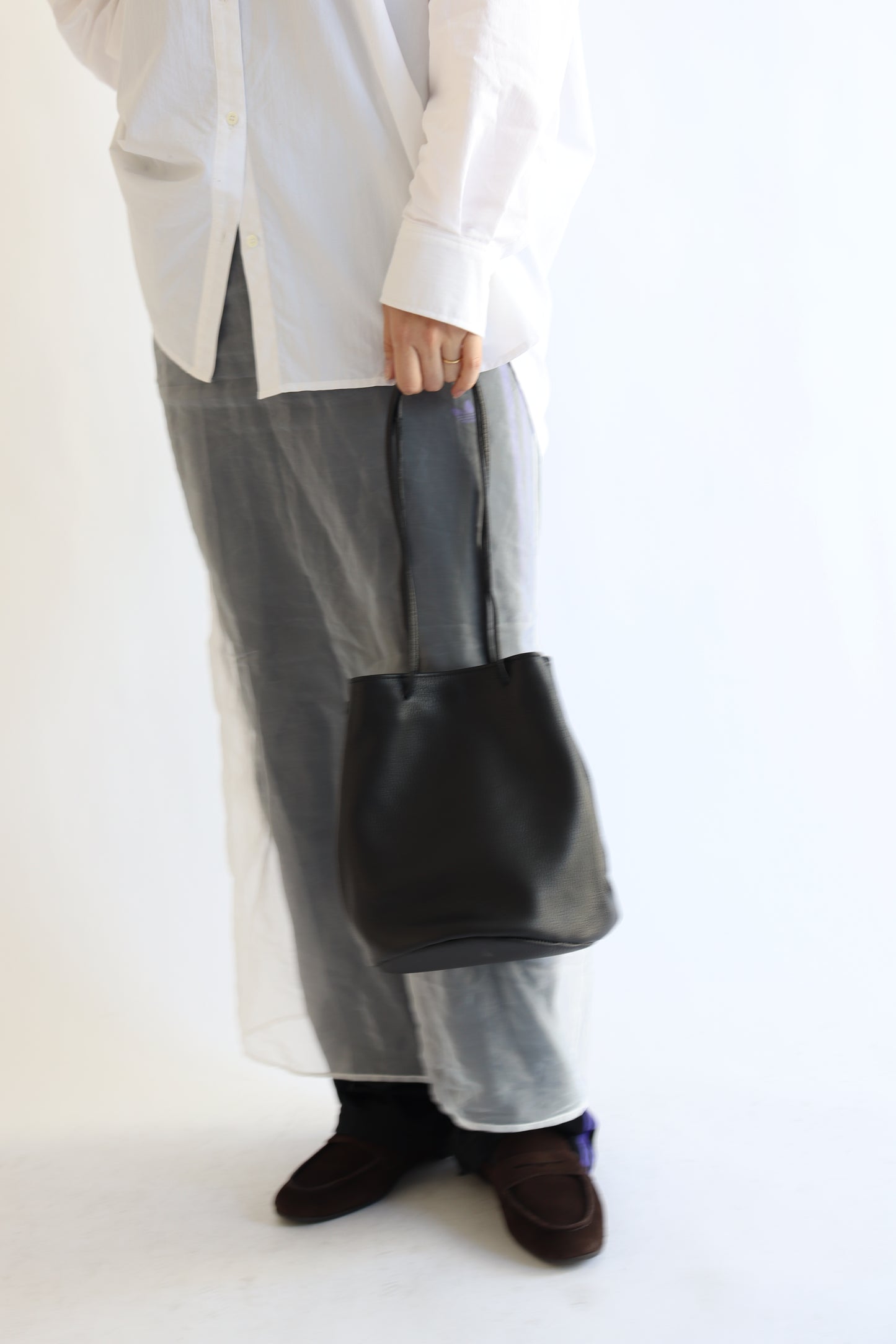 【MILLELA  FIRENZE】 巾着レザーバッグ