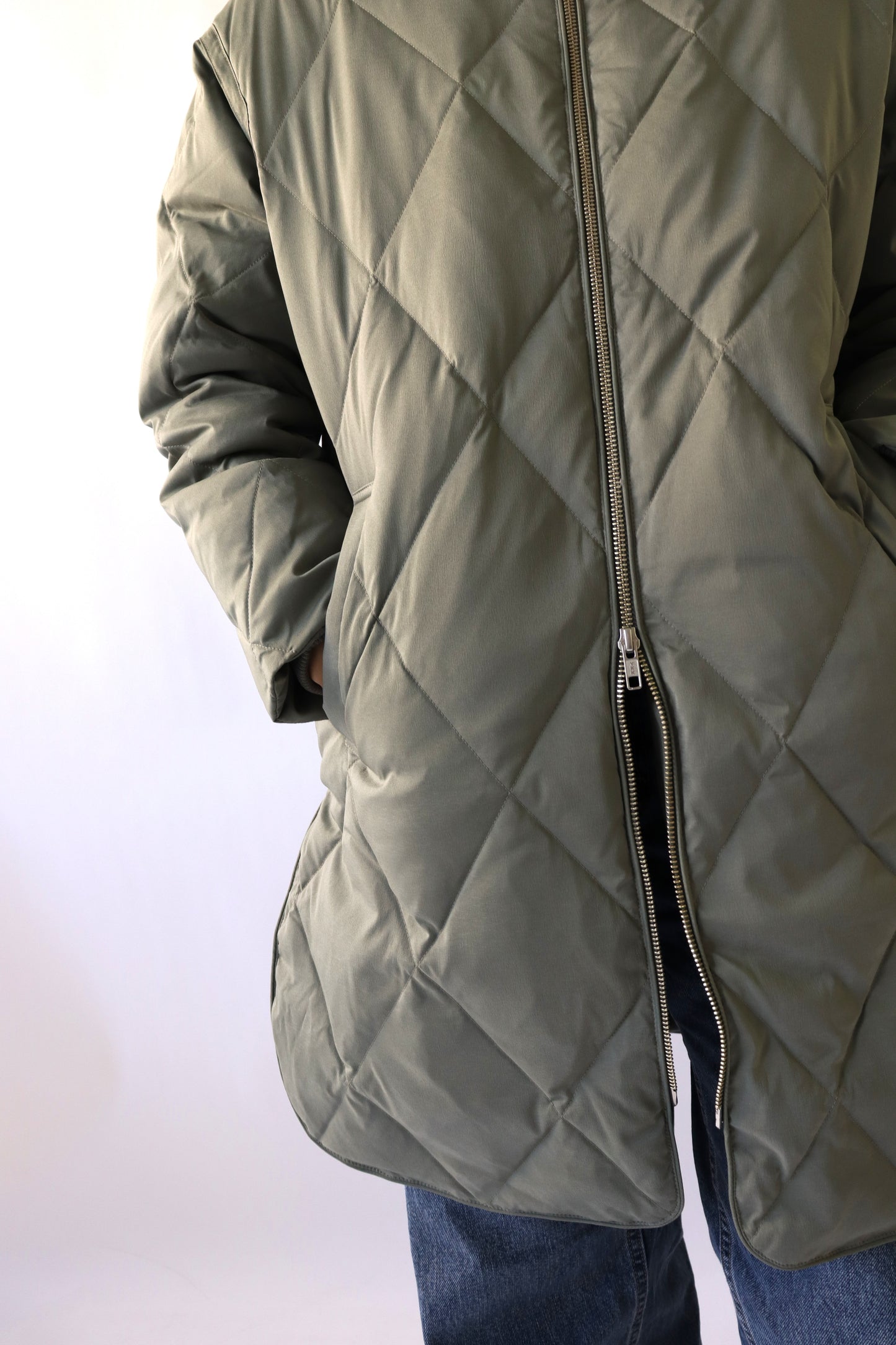 【ACUTA】ストレッチタフタ袖リブダウンコート