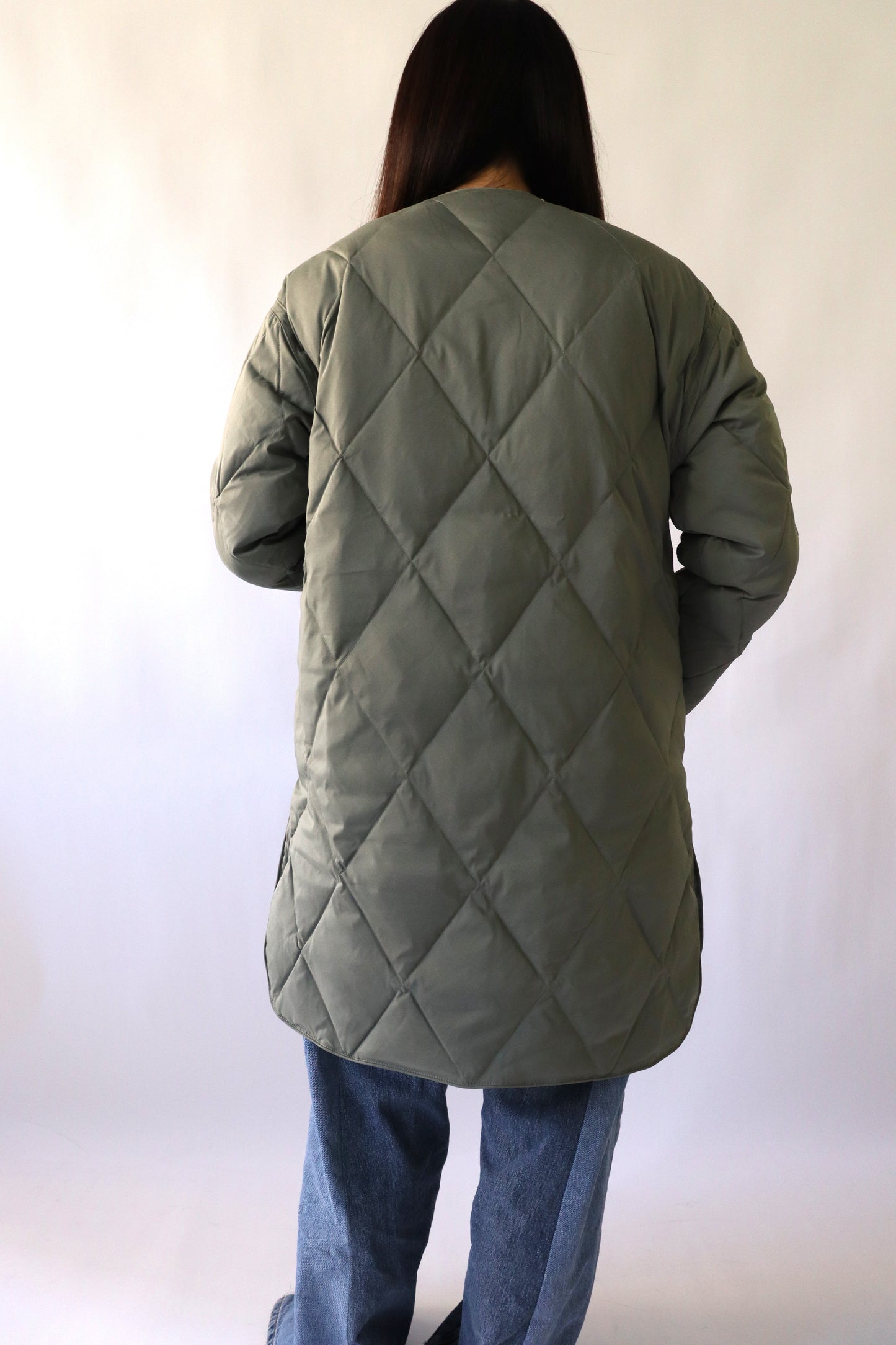 【ACUTA】ストレッチタフタ袖リブダウンコート