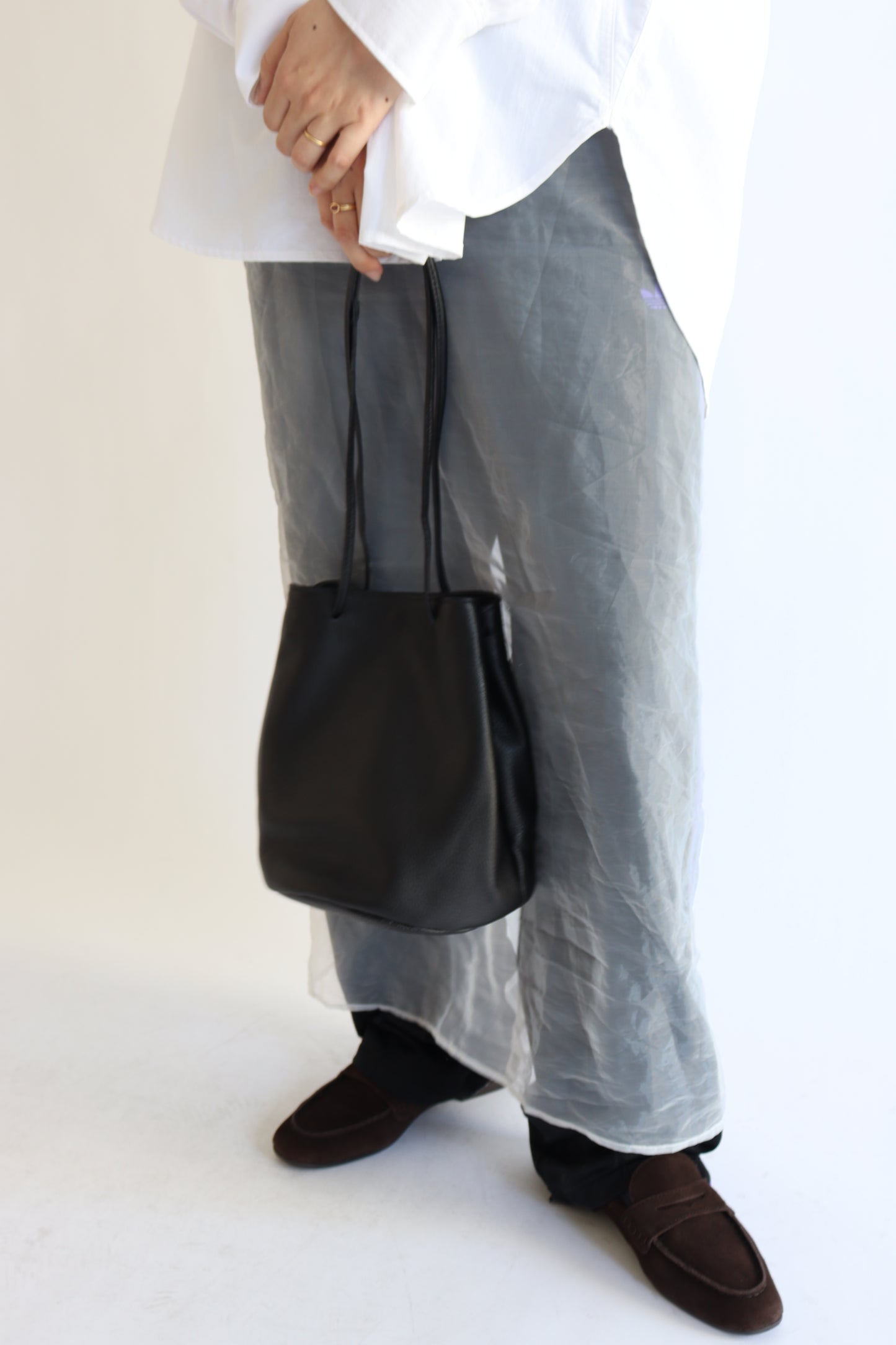 【MILLELA  FIRENZE】 巾着レザーバッグ
