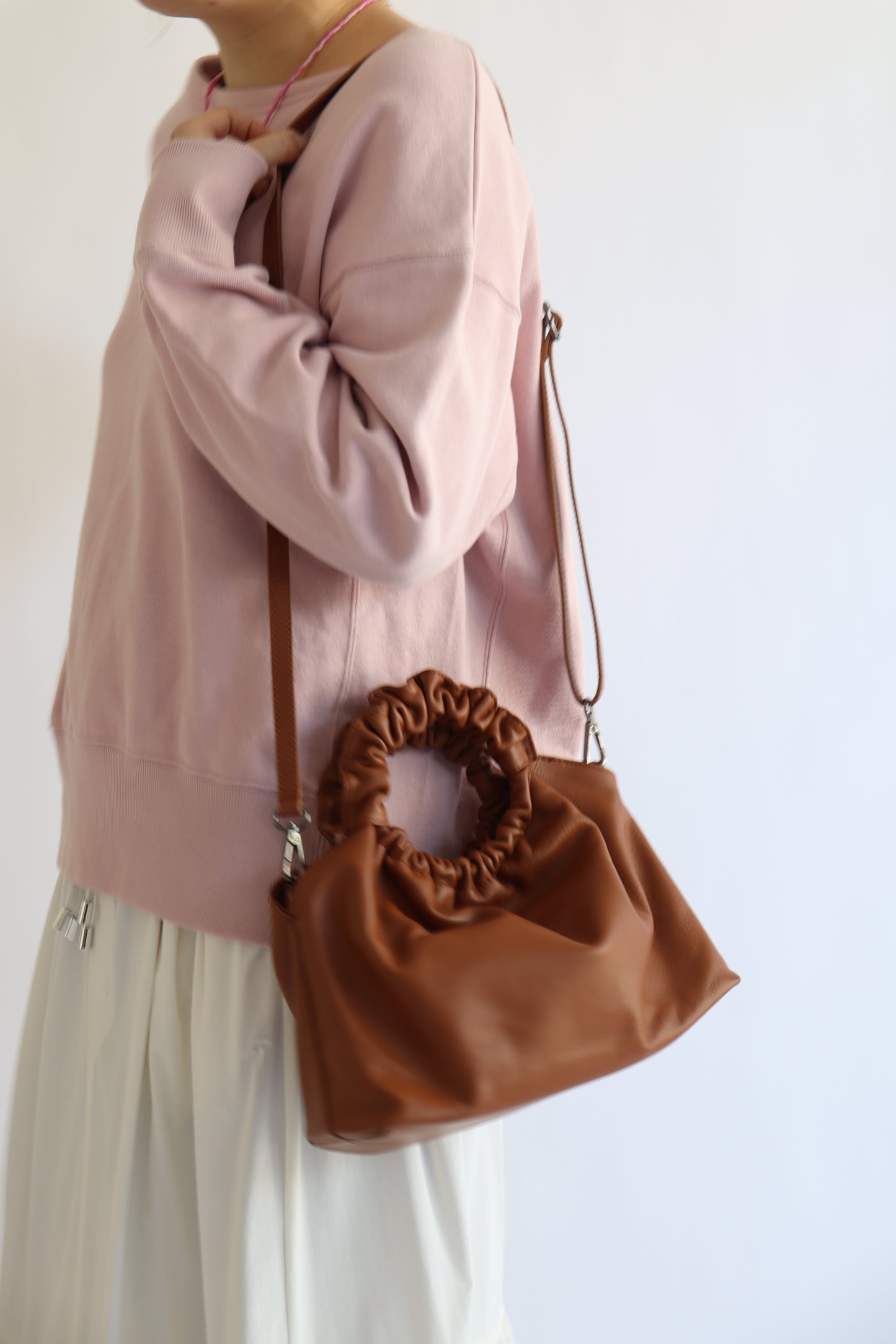 【MILLELA  FIRENZE】ギャザーハンドバッグ