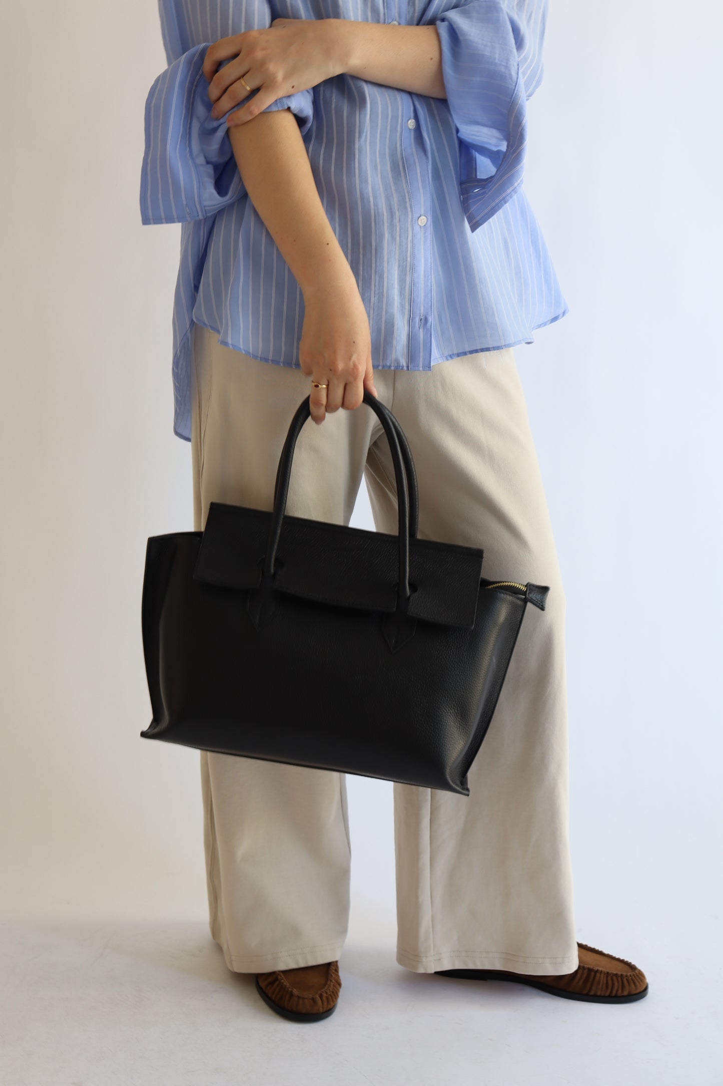 【MILLELA  FIRENZE】フラップA4レザートートバッグ