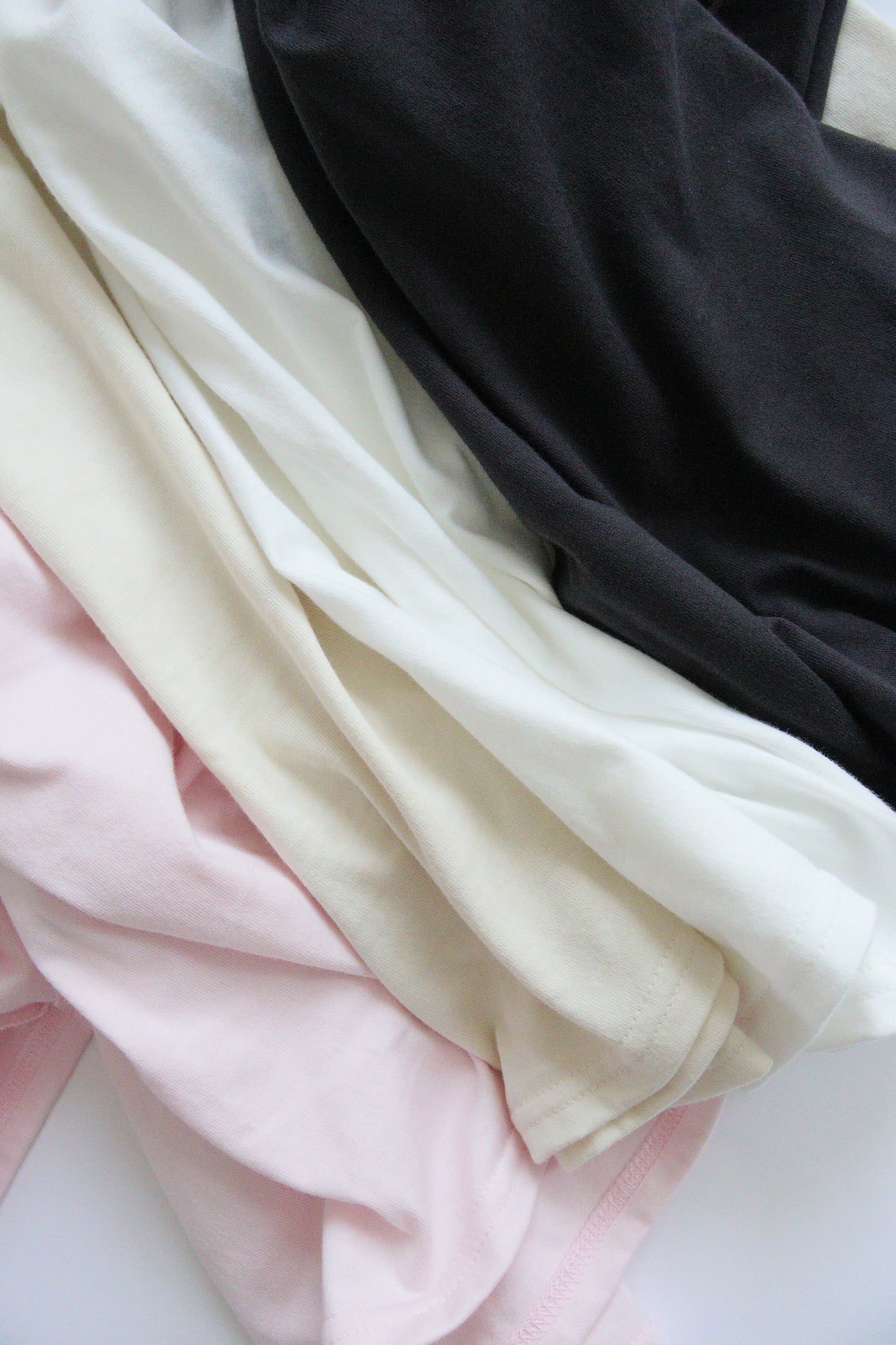 【Kazumi Doi ×ACUTA】バックロゴTシャツ