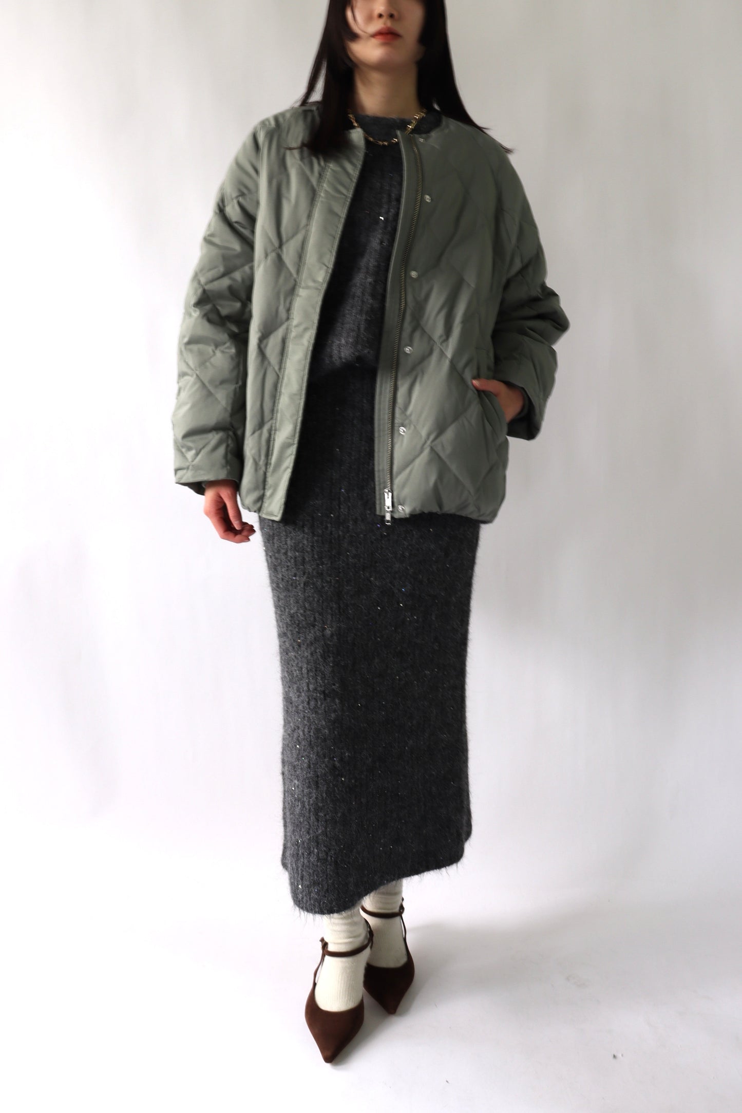 【ACUTA】ストレッチタフタバナナスリーブダウン