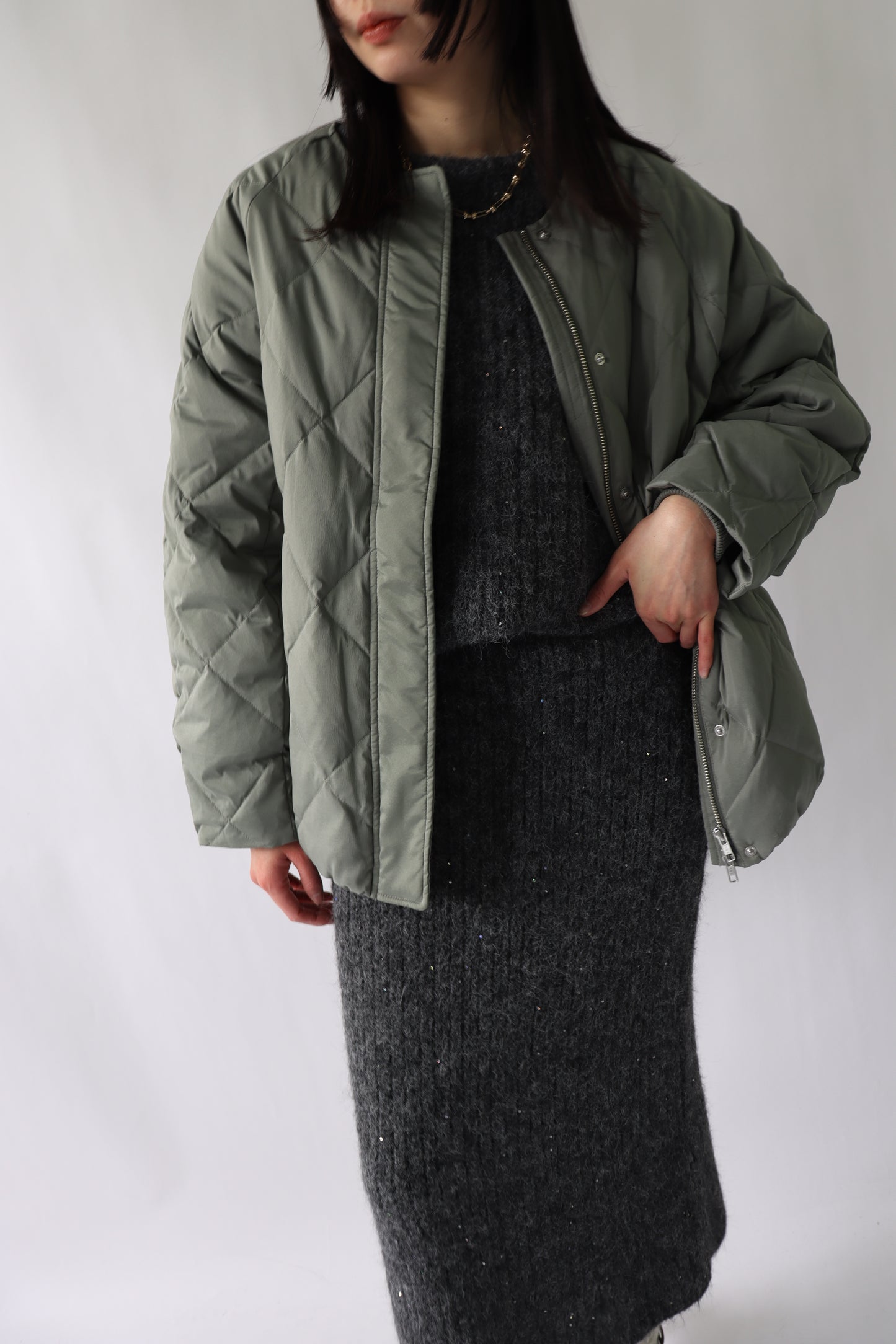 【ACUTA】ストレッチタフタバナナスリーブダウン