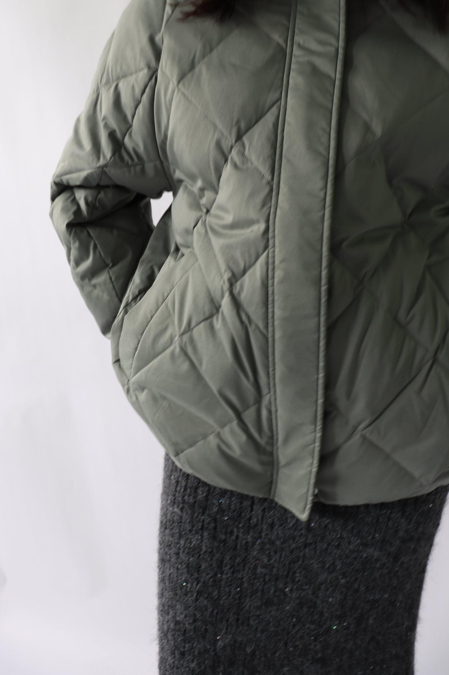 【ACUTA】ストレッチタフタバナナスリーブダウン