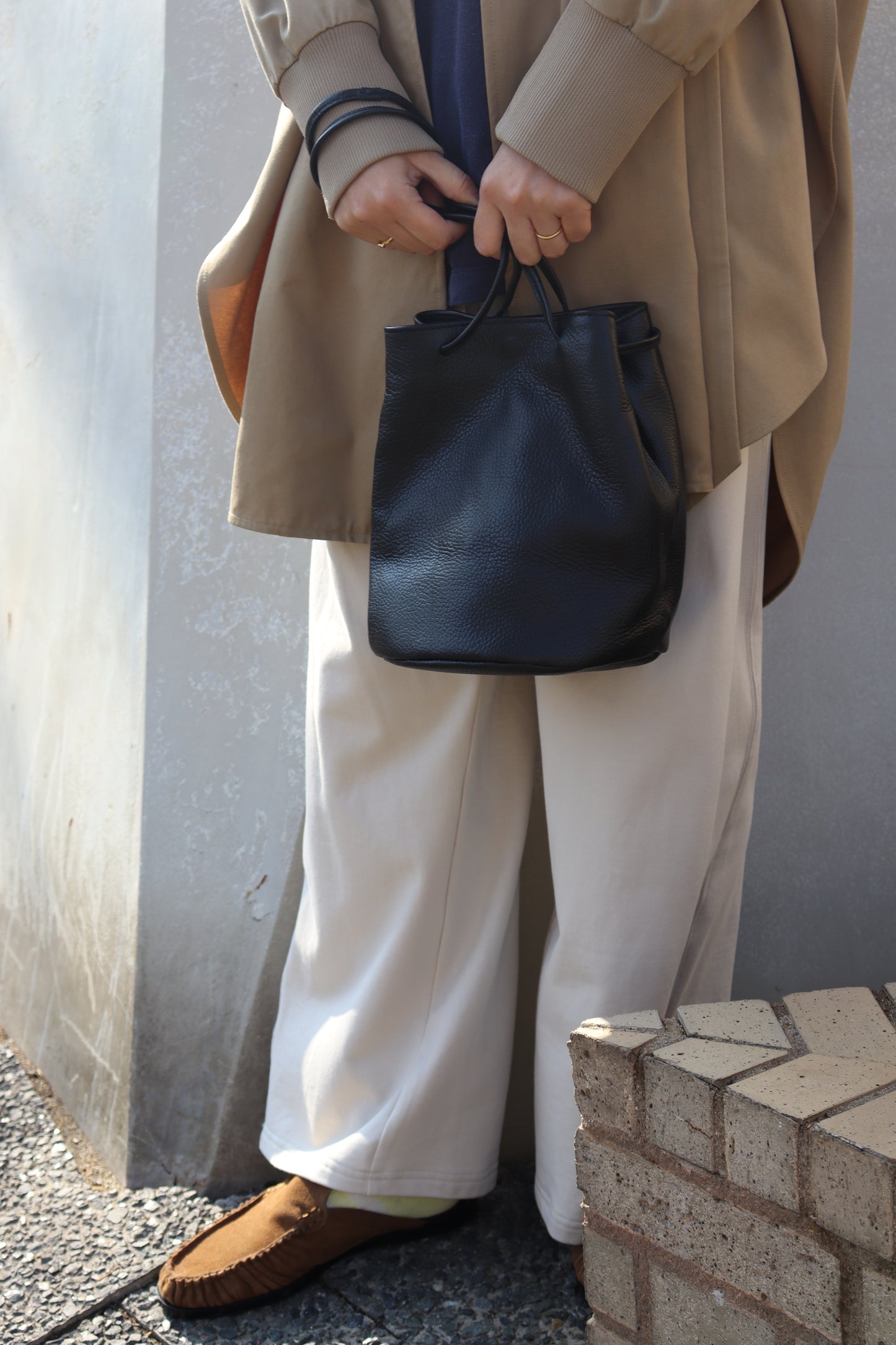 【MILLELA  FIRENZE】 巾着レザーバッグ