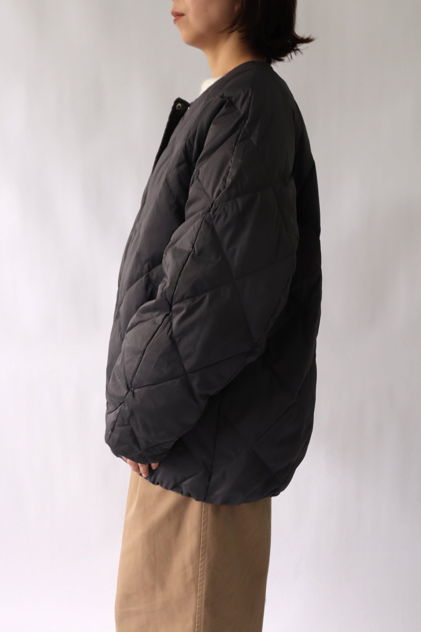 【ACUTA】ストレッチタフタバナナスリーブダウン